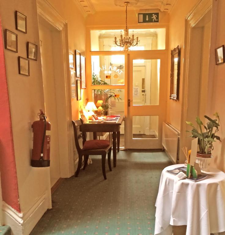 Tara Hall Accommodation Dun Laoghaire Rum bild